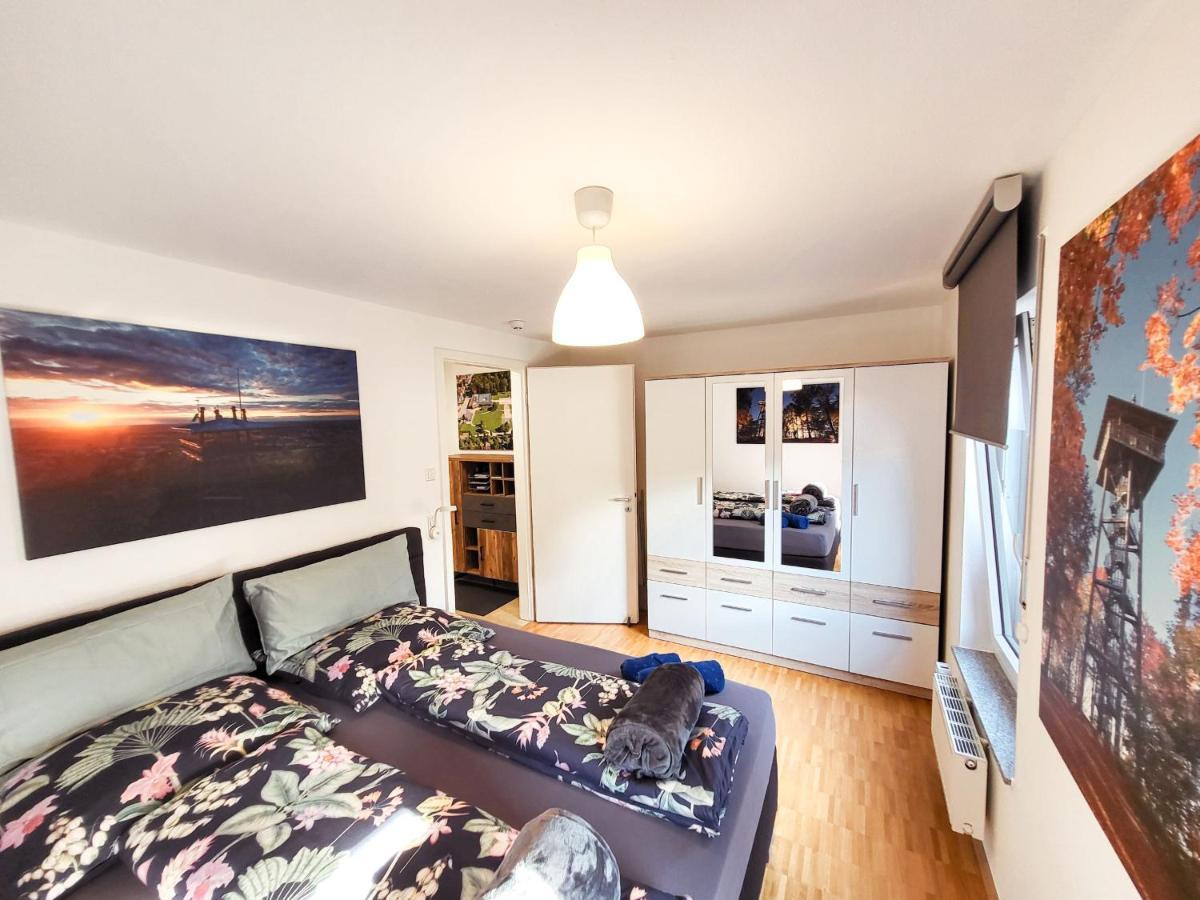 Zentrale Ferienwohnung In Aalen City Mit 4-Sternen Luaran gambar